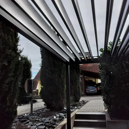 Daire Trunk, Kuehl, Direkt An Den Weinbergen, Parkplatz, Terrasse Mit Grill Und Lounge