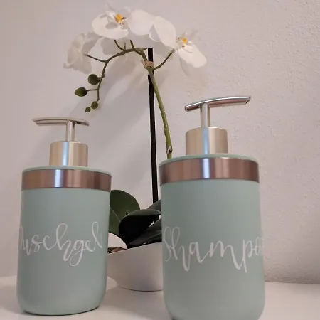 Trunk Direkt An Den Weinbergen, Parkplatz, Terrasse Mit Grill Und Lounge Apartment *