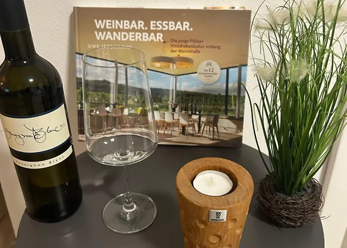 Apartment Trunk Direkt An Den Weinbergen, Parkplatz, Terrasse Mit Grill Und Lounge *